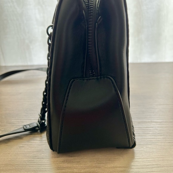 Steve Madden Black Handbag with Texture NWT - Picture 10 of 13